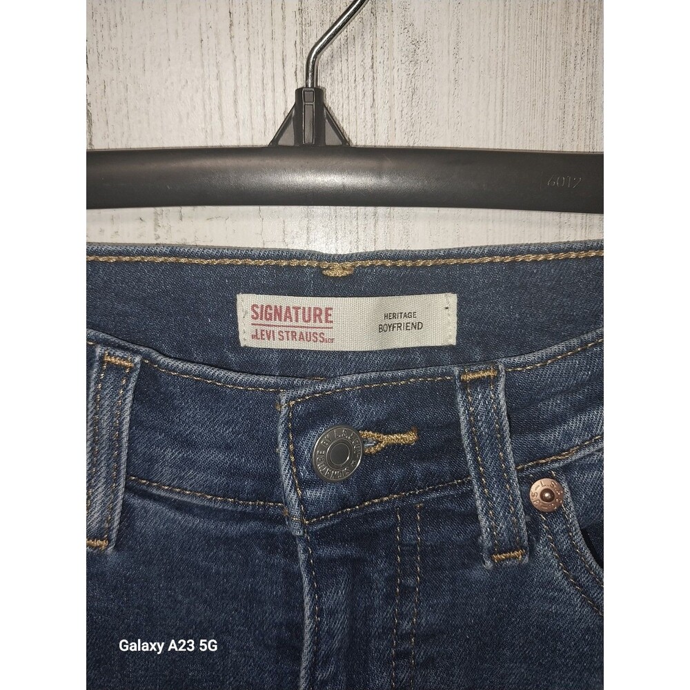 Levi's Signature Heritage Boyfriend Size 4 W27 - Picture 4 of 7